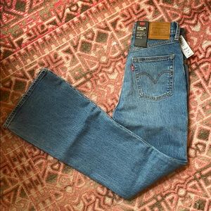 RIBCAGE FLARE LEVI’s